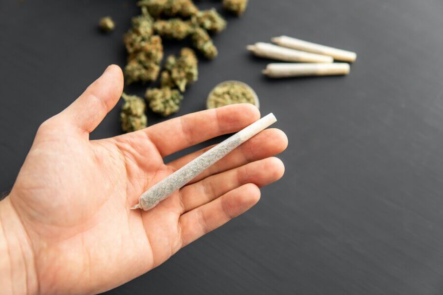 porro de cannabis